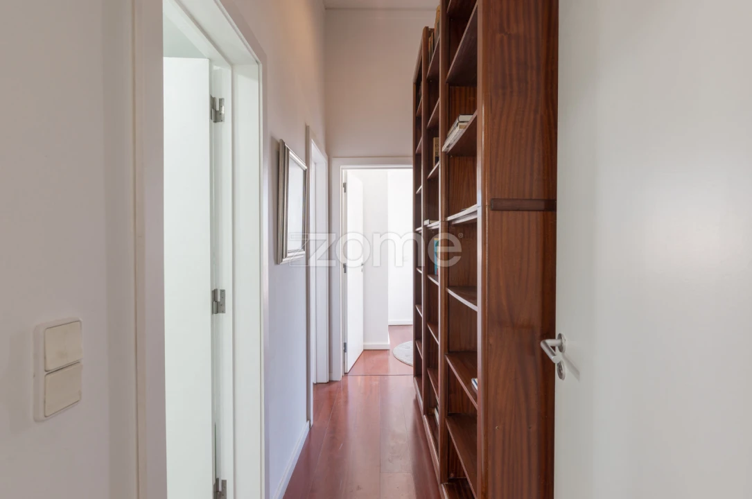 Apartamento T2 para Arrendamento em Parque das Nações Foto 13