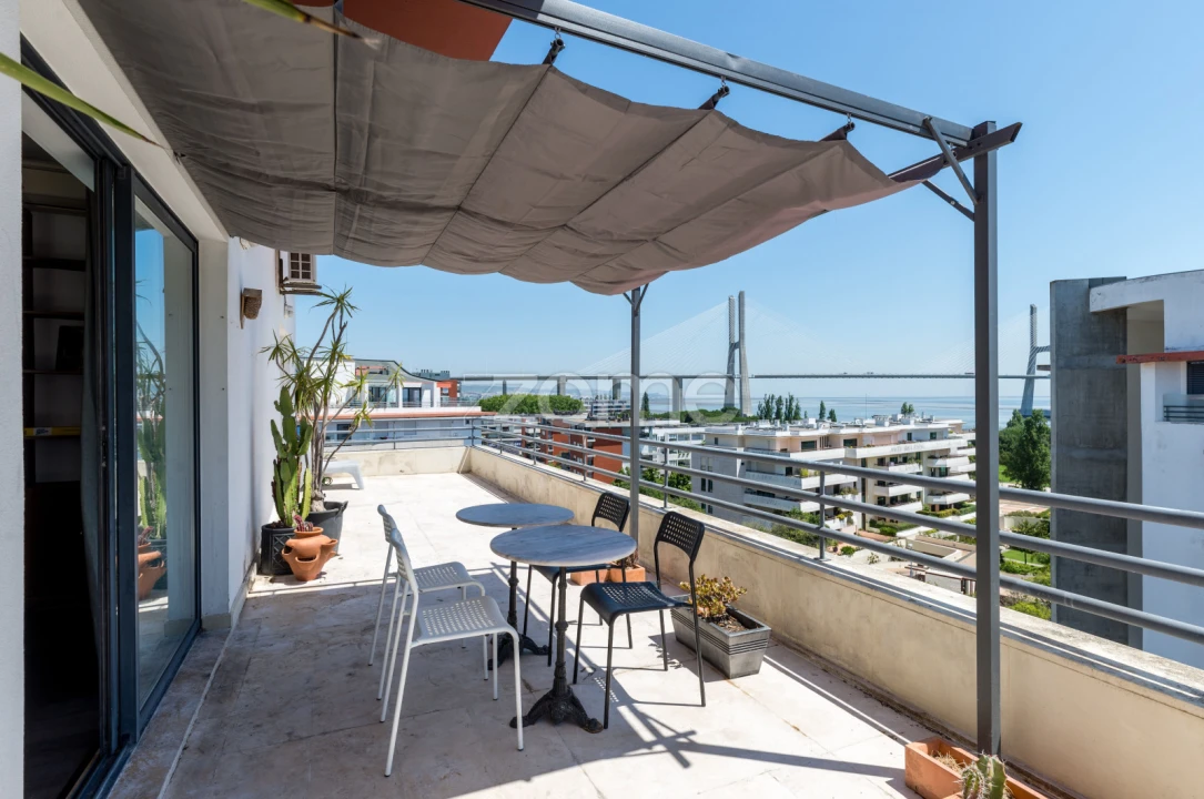 Apartamento T2 para Arrendamento em Parque das Nações Foto 2
