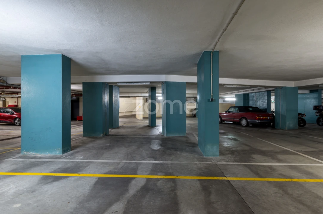 Apartamento T2 para Arrendamento em Parque das Nações Foto 31