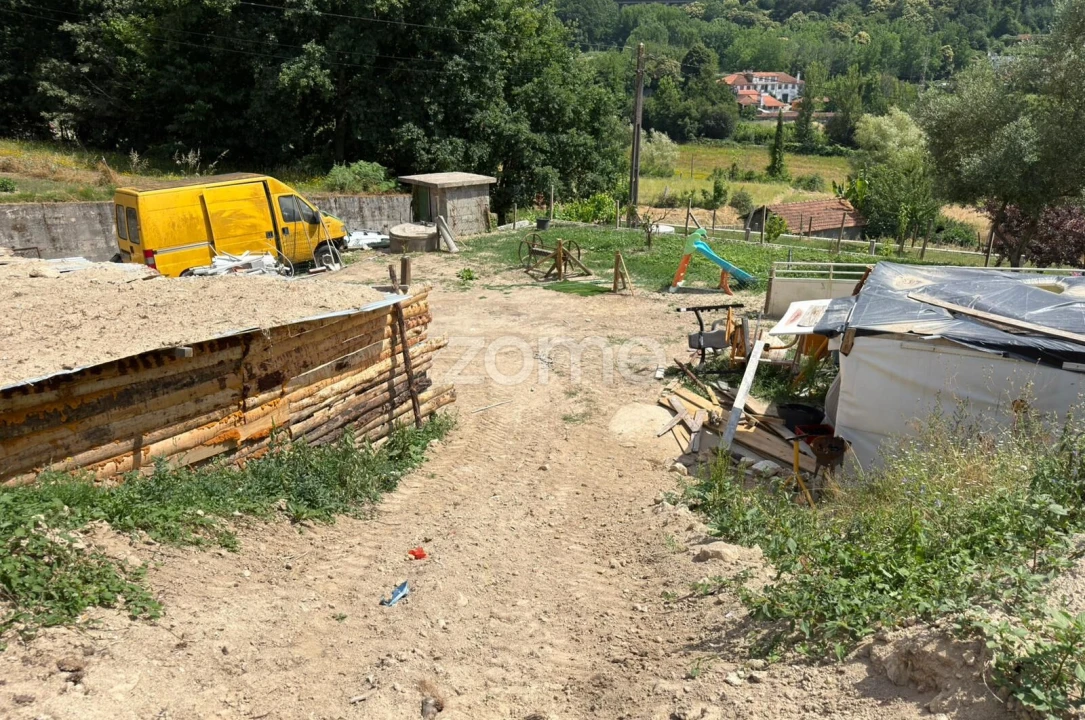 Terreno para Venda em Urro Foto 9