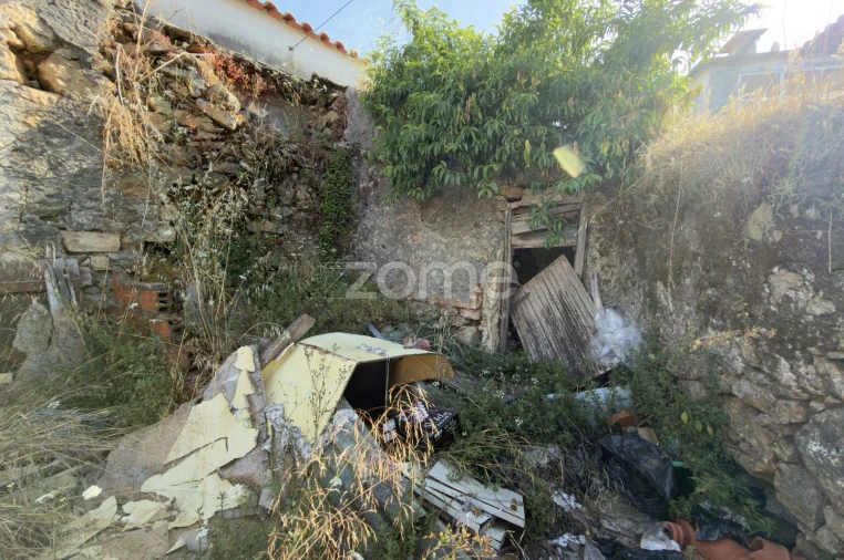Moradia T3 para Venda em Cernache Foto 30