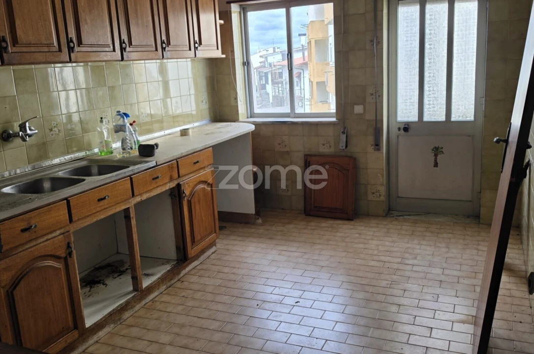Apartamento T3 para Venda em São Martinho do Bispo e Ribeira de Frades Foto 5