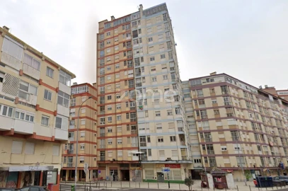 Apartamento T1 para Venda em Venteira