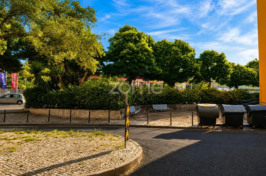 Apartamento T3 para Venda em São Domingos de Benfica Foto 26
