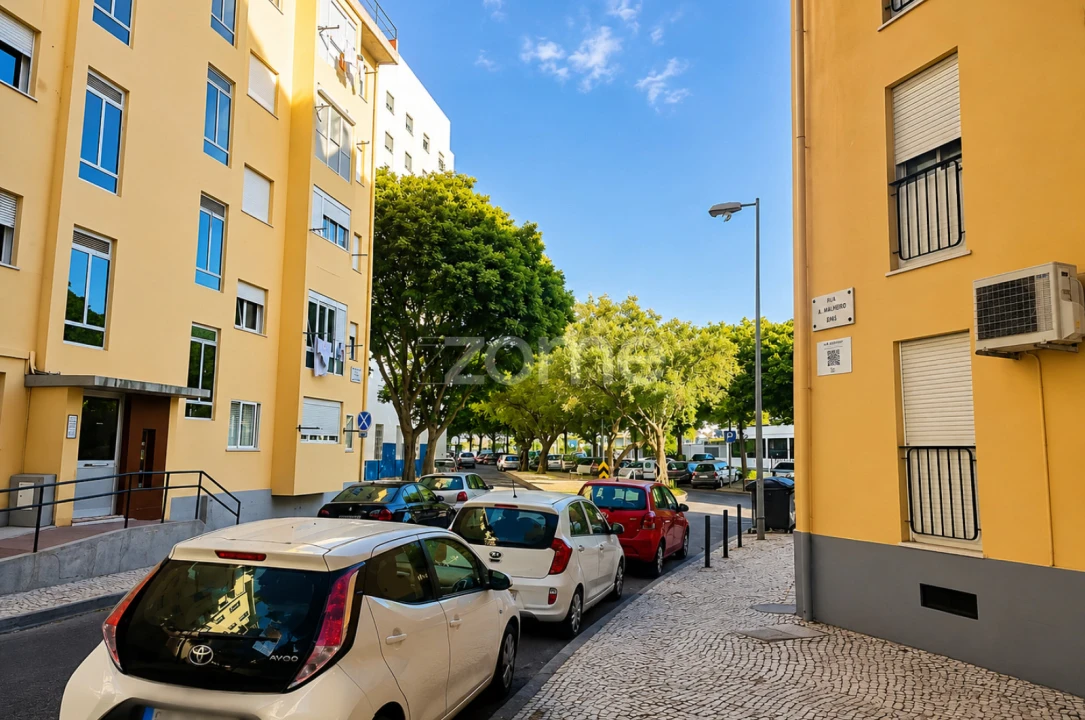 Apartamento T3 para Venda em São Domingos de Benfica Foto 24