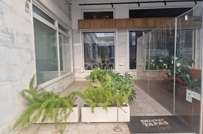 Negócio para Venda em Massamá e Monte Abraão