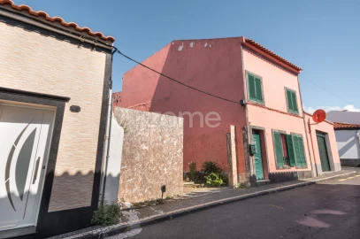 Terreno para Venda em Ribeira Grande (Conceição)