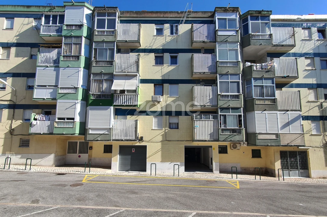 Apartamento T1 para Arrendamento em Algés, Linda-A-Velha e Cruz Quebrada-Dafundo Foto 1