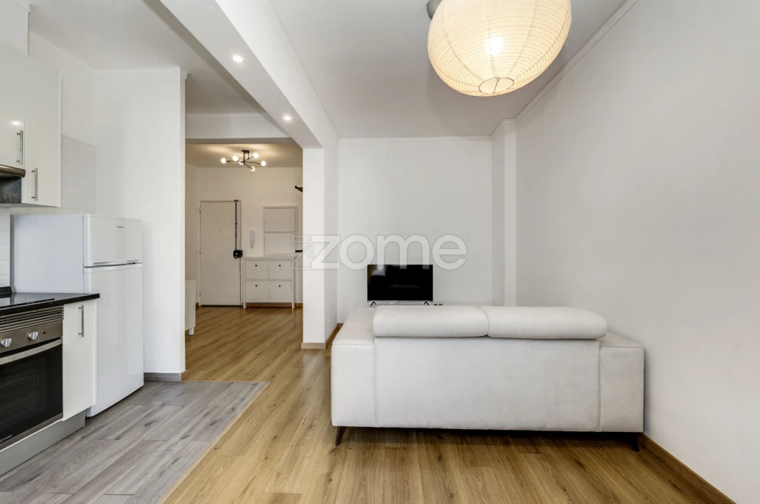Apartamento T1 para Arrendamento em Algés, Linda-A-Velha e Cruz Quebrada-Dafundo Foto 11