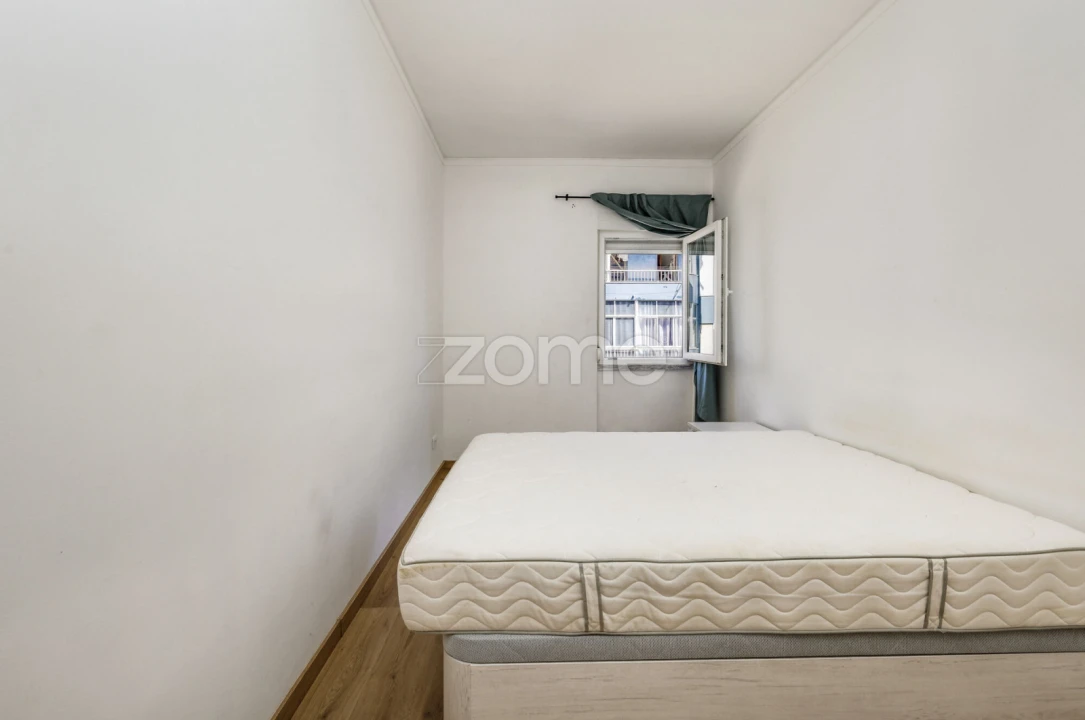 Apartamento T1 para Arrendamento em Algés, Linda-A-Velha e Cruz Quebrada-Dafundo Foto 17