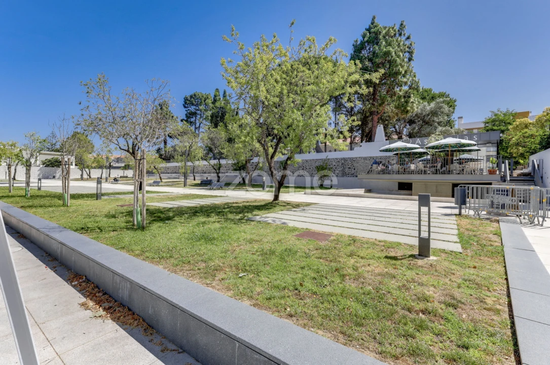Apartamento T1 para Arrendamento em Algés, Linda-A-Velha e Cruz Quebrada-Dafundo Foto 23