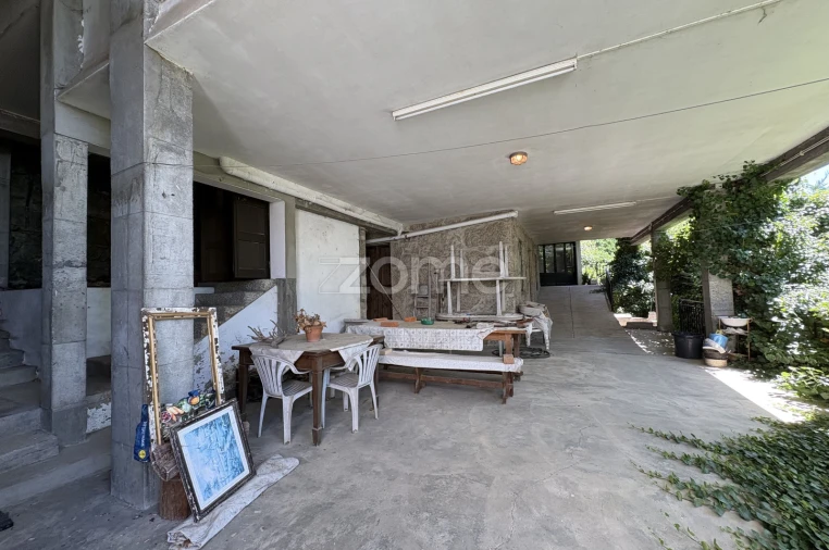 Moradia T8 para Venda em Cantar-Galo e Vila do Carvalho Foto 48