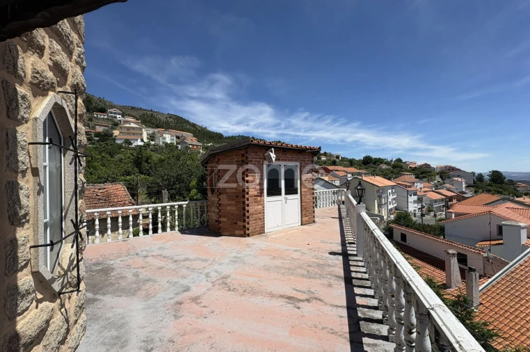 Moradia T8 para Venda em Cantar-Galo e Vila do Carvalho Foto 55