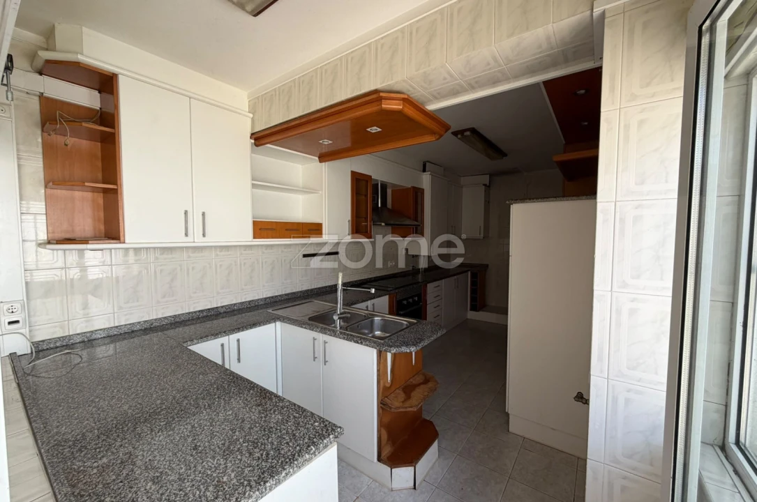 Apartamento T3 para Venda em Beduído e Veiros Foto 5