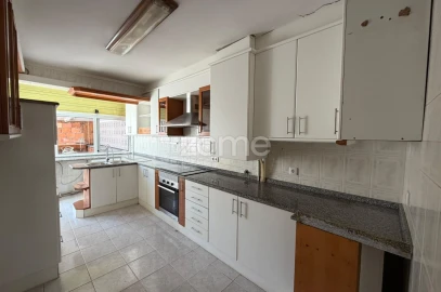 Apartamento T3 para Venda em Beduído e Veiros