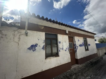 Moradia T4 para Venda em Pego