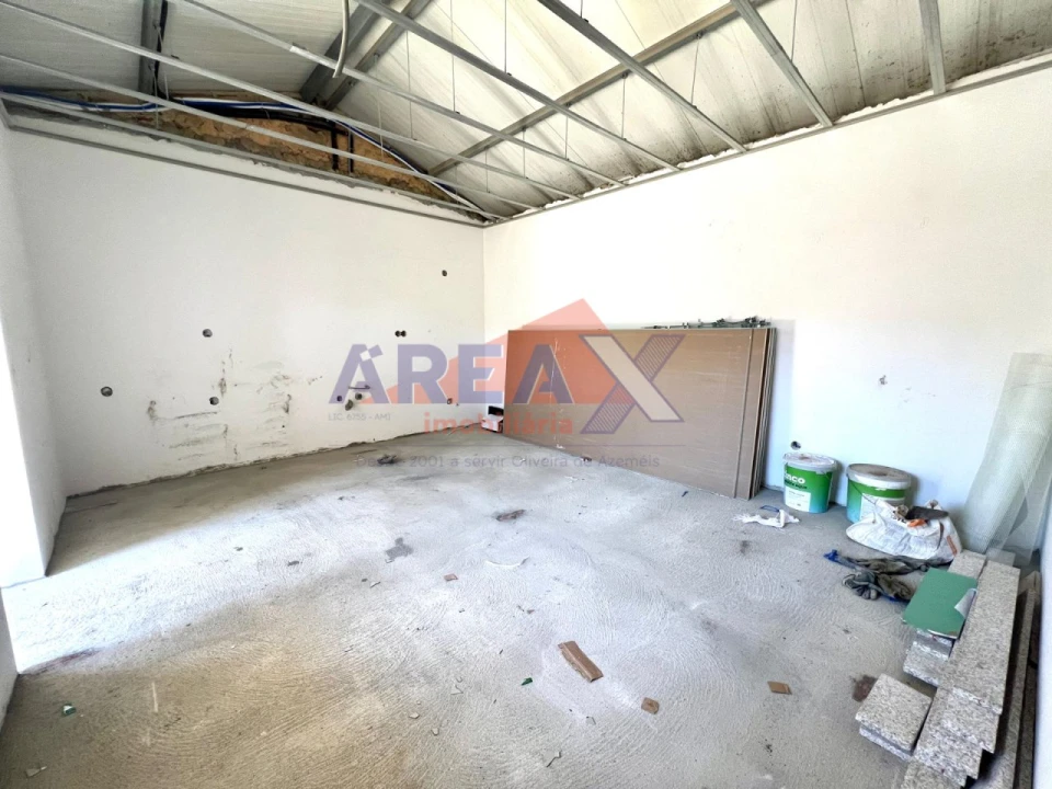 Moradia T1 para Venda em O. Azeméis, Riba-Ul, Ul, Macinhata Seixa, Madail Foto 10