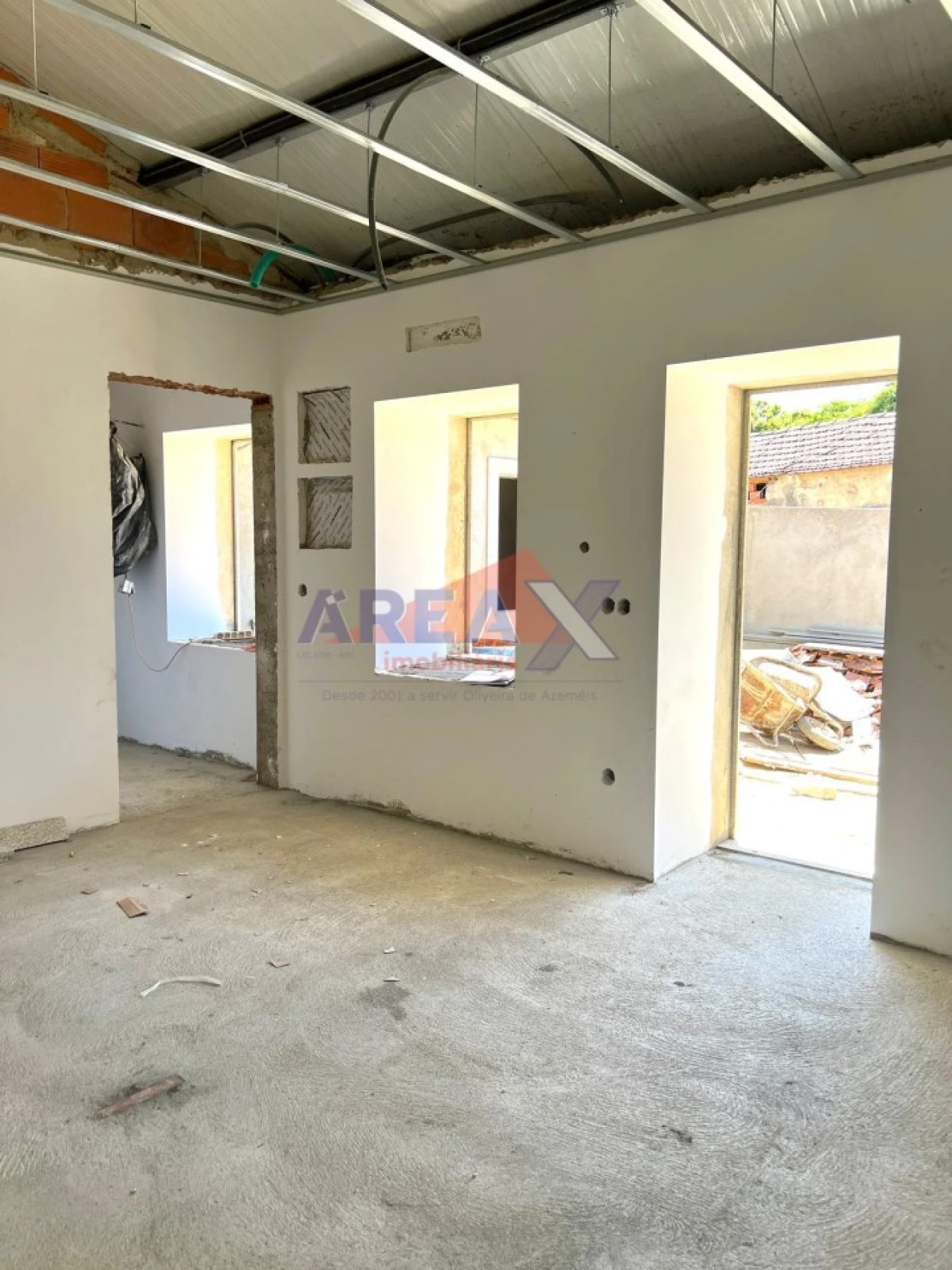 Moradia T1 para Venda em O. Azeméis, Riba-Ul, Ul, Macinhata Seixa, Madail Foto 12