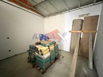 Moradia T1 para Venda em O. Azeméis, Riba-Ul, Ul, Macinhata Seixa, Madail
