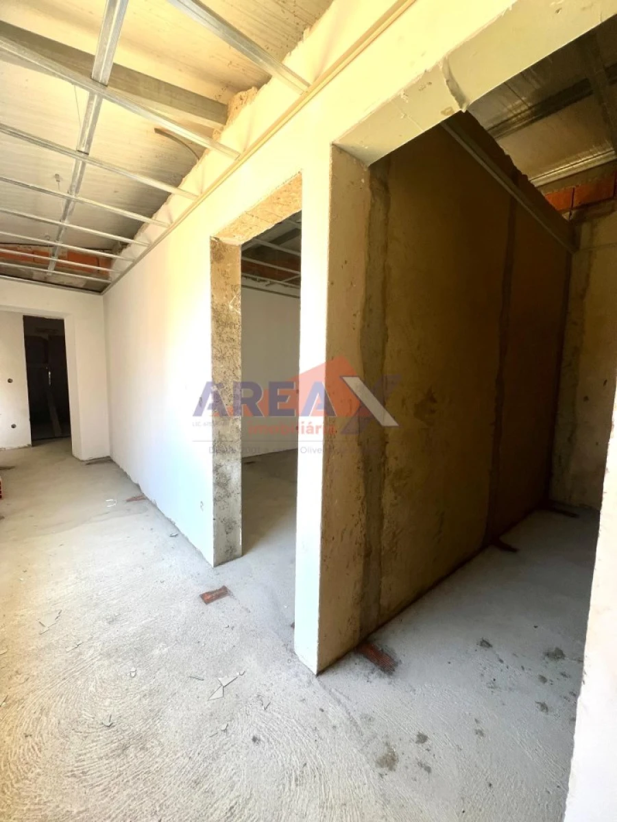 Moradia T1 para Venda em O. Azeméis, Riba-Ul, Ul, Macinhata Seixa, Madail Foto 6