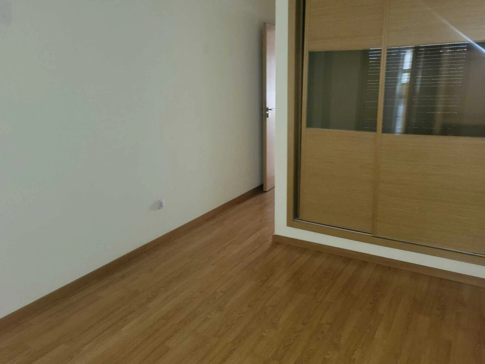Apartamento T2 para Venda em Portimão Foto 7