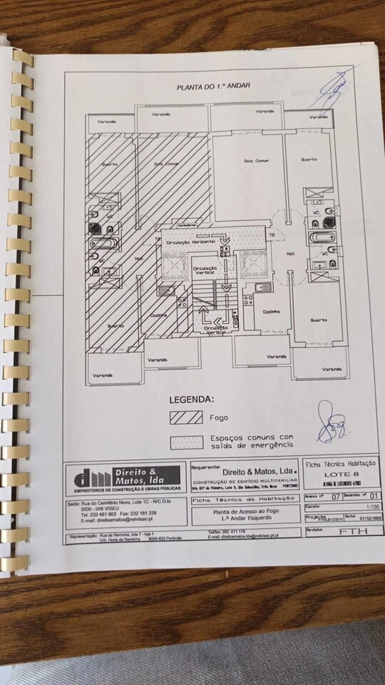 Apartamento T2 para Venda em Portimão Foto 24