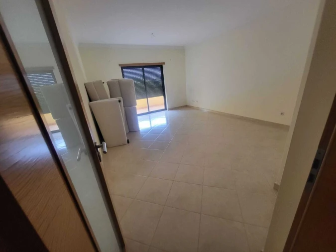 Apartamento T2 para Venda em Portimão Foto 19