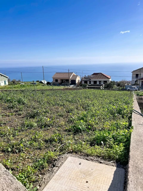 Terreno para Venda em Canhas