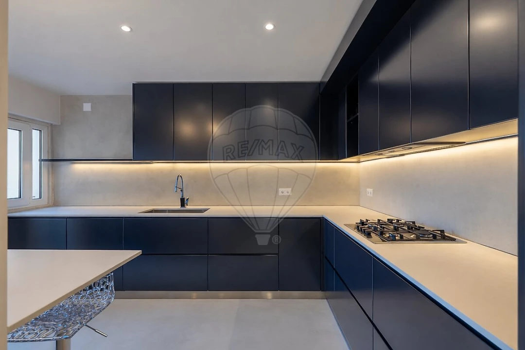 Apartamento T4 para Venda em São Vicente Foto 5