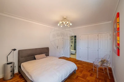 Apartamento T4 para Venda em São Vicente