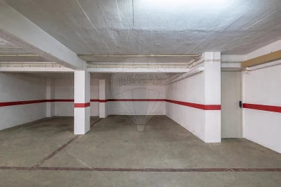 Apartamento T4 para Venda em São Vicente