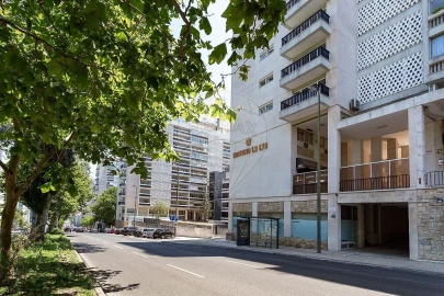 Apartamento T2 para Venda em Alvalade