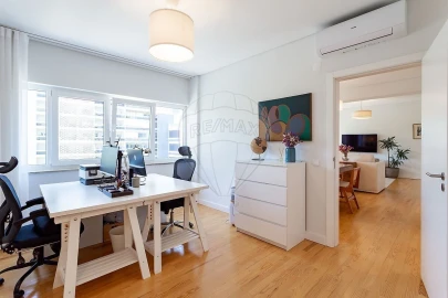 Apartamento T2 para Venda em Alvalade