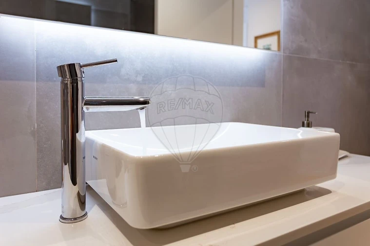 Apartamento T2 para Venda em Alvalade Foto 28