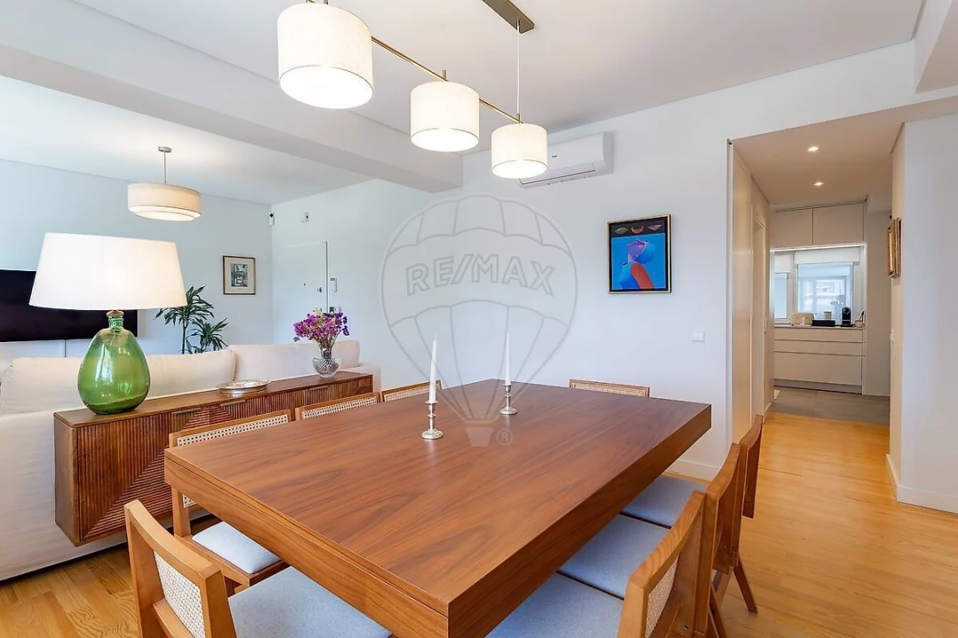 Apartamento T2 para Venda em Alvalade Foto 12