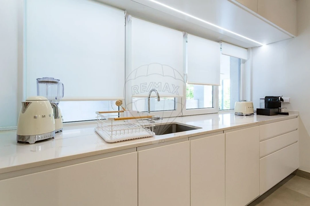 Apartamento T2 para Venda em Alvalade Foto 18