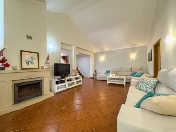Moradia T4 para Venda em Mafra