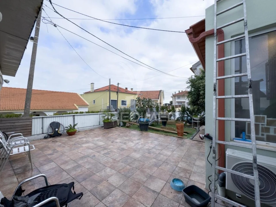 Moradia T4 para Venda em Charneca de Caparica e Sobreda Foto 28