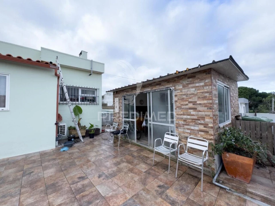 Moradia T4 para Venda em Charneca de Caparica e Sobreda Foto 17