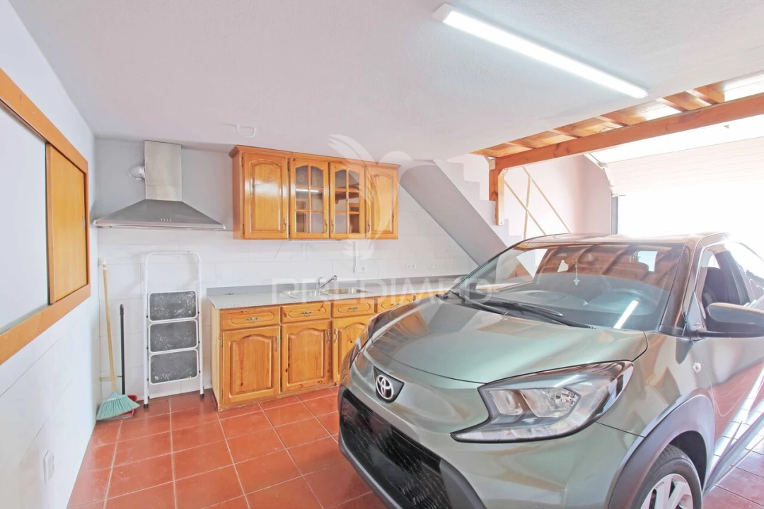 Moradia T3 para Venda em Porto Judeu Foto 23