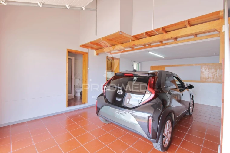 Moradia T3 para Venda em Porto Judeu Foto 22