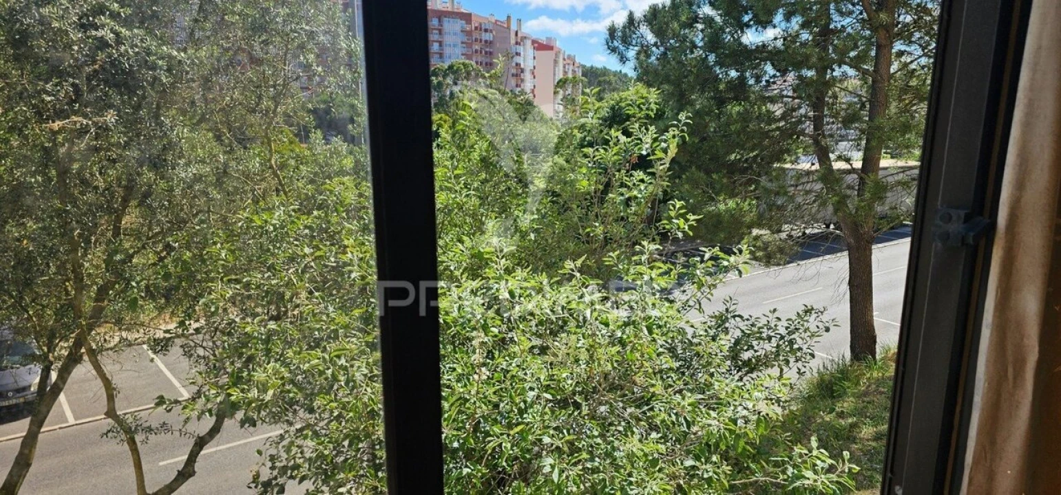 Apartamento T1 para Venda em Rio de Mouro Foto 11