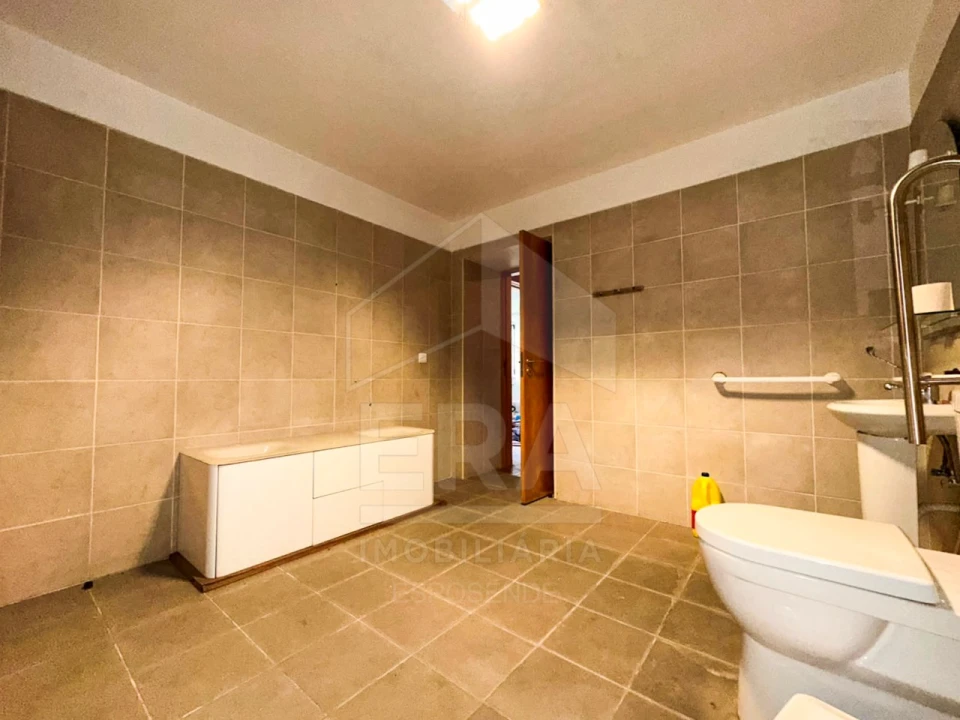 Moradia T4 para Venda em Vila de Punhe Foto 25