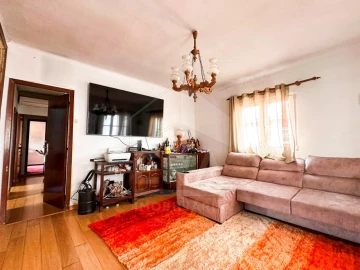 Moradia T4 para Venda em Vila de Punhe