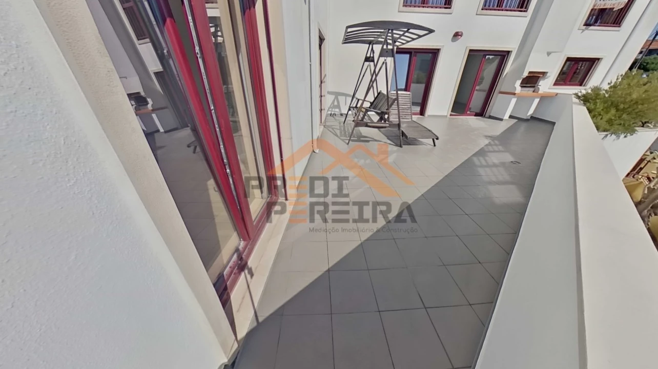 Apartamento T3 para Venda em Casal de Cambra Foto 19