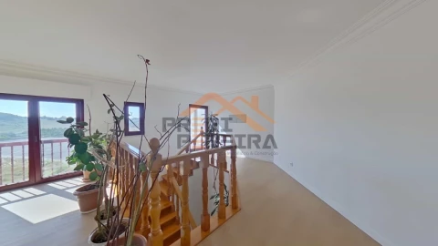 Apartamento T3 para Venda em Casal de Cambra