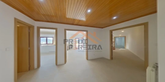 Apartamento T3 para Venda em Casal de Cambra