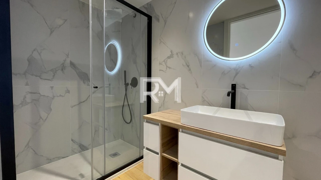 Apartamento T2 para Arrendamento em Campanhã Foto 18