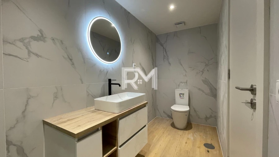 Apartamento T2 para Arrendamento em Campanhã Foto 19