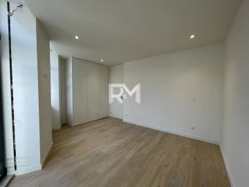 Apartamento T1 para Arrendamento em Campanhã